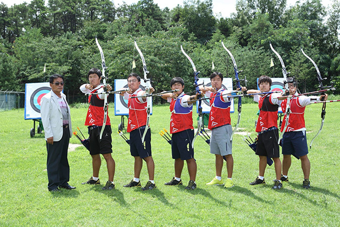 2012년 양궁팀 단체사진 입니다.