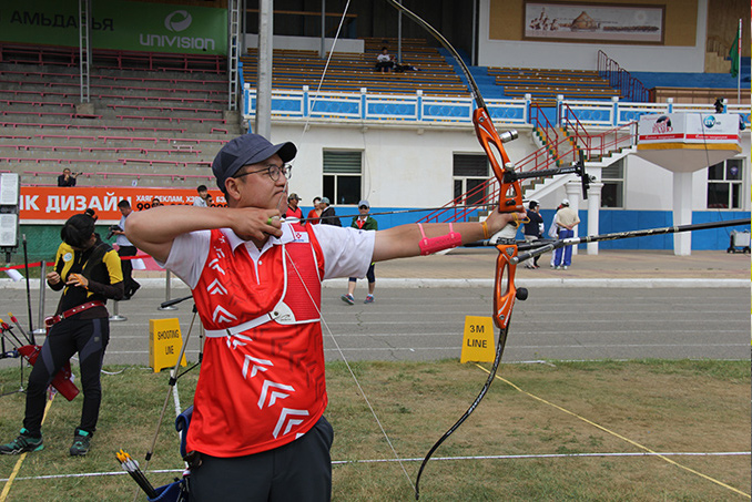 2013년 아시아 그랑프리 몽골대회 결승전에 오른 이창환 선수입니다.